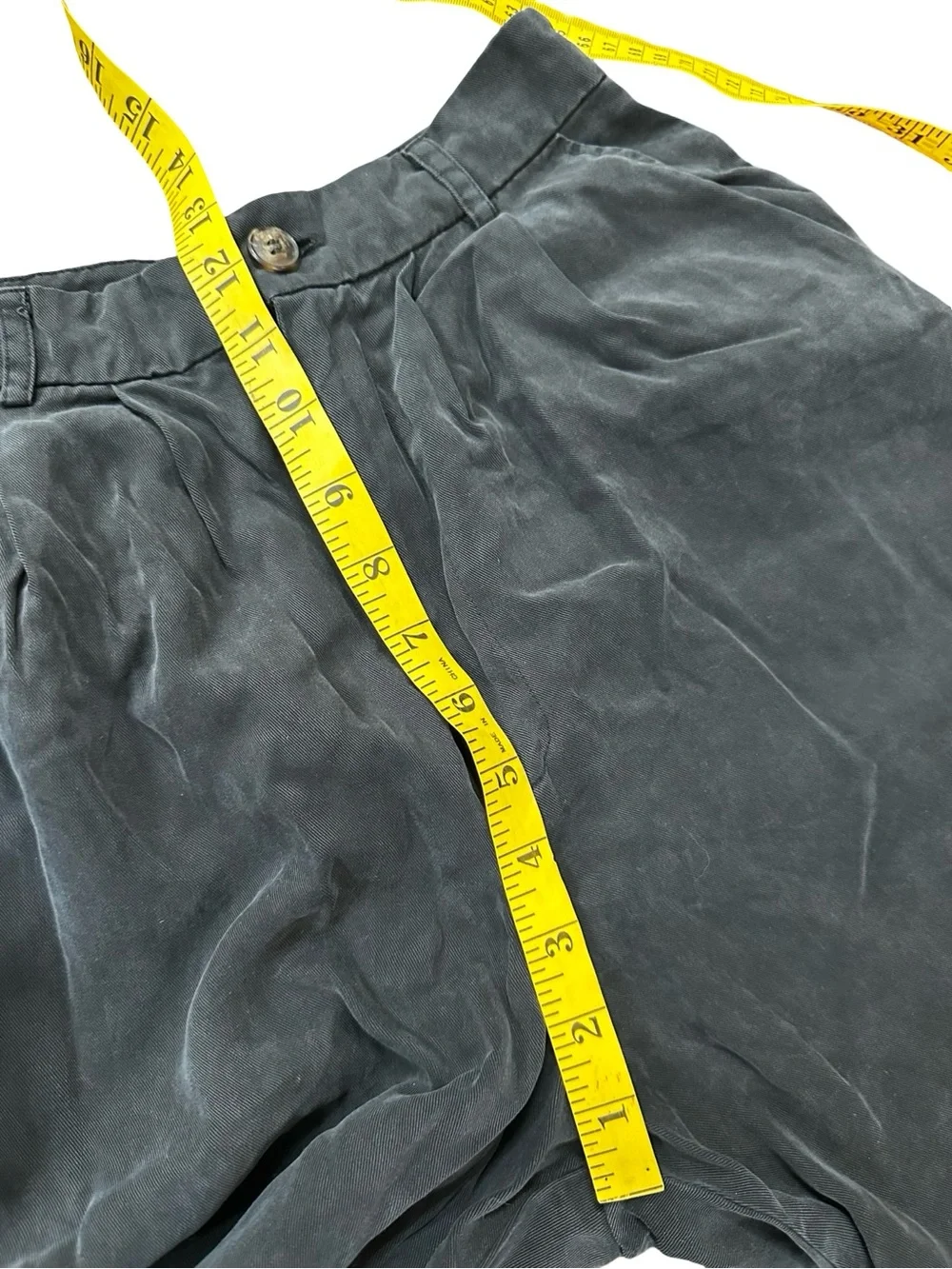 REFORMATION Charcoal Gray Pleated Dress Pants Size 2 Tencel Office Preppy